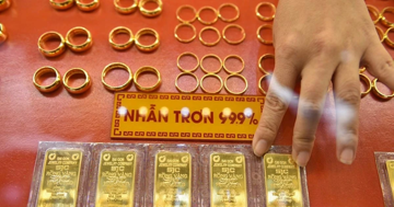 Giá vàng SJC lập kỷ lục mới, hơn 157 triệu đồng/lượng