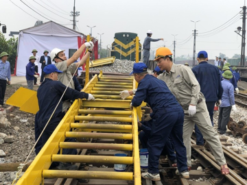 Việt Nam có ‘lực sĩ’ đường sắt đầu tiên trong lịch sử