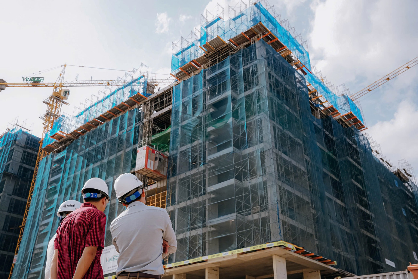 Công trường xây dựng dự án NƠXH Tổng kho 3 Lạc Viên, trung tâm TP Hải Phòng