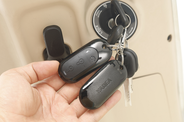 xe-dien-giam-gia-Yadea Odora S2-3