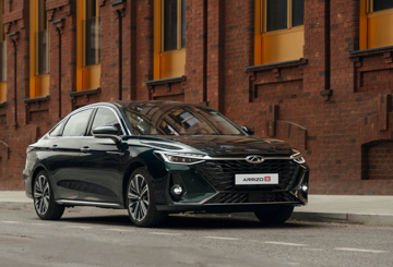 Hãng xe xây nhà máy 20.000 tỷ tại Hưng Yên ‘chào sân’ mẫu sedan đẹp ngang Toyota Camry: Giá hơn 500 triệu, sử dụng động cơ tăng áp 2.0L chạy siêu lướt