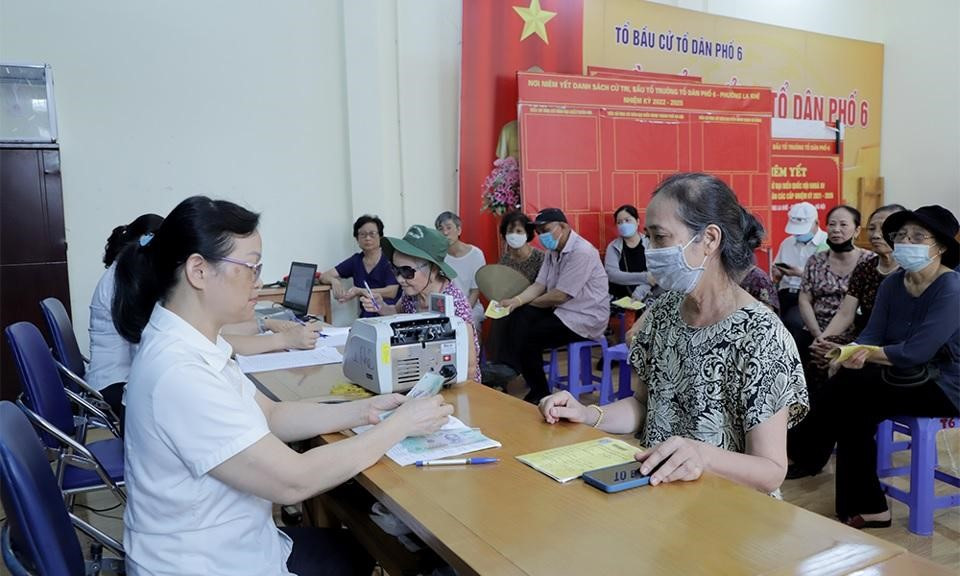 Một thành phố của Việt Nam tăng trợ cấp hưu trí xã hội cho người cao tuổi - ảnh 2