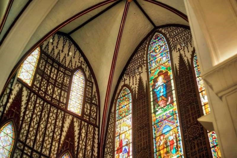 Nhà thờ hơn 140 năm tuổi của Thủ đô do người Pháp xây dựng trên đất chùa cổ, từng phải bán 16.000 vé số 1 đồng để có tiền hoàn thiện - ảnh 3