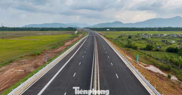 Diện mạo cao tốc Quảng Ngãi - Hoài Nhơn có đường hầm đặc biệt