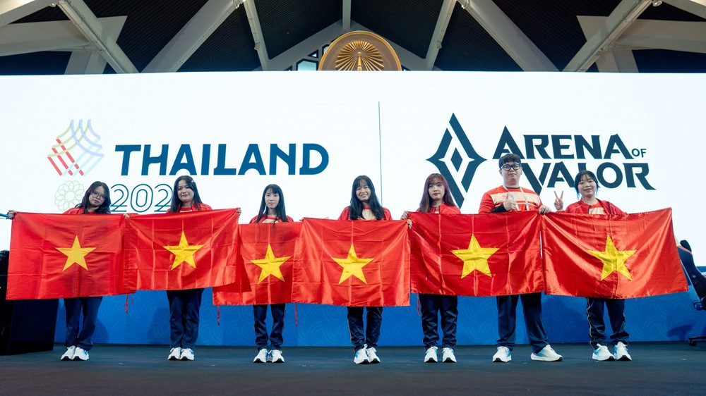 Nữ VĐV vừa giành HCV môn Liên Quân Mobile tại <a style='text-decoration: none;' href='/SEA'>SEA</a> Games 33: Sinh viên trường đại học có tiếng, sở hữu loạt kỹ năng xuất thần - ảnh 1