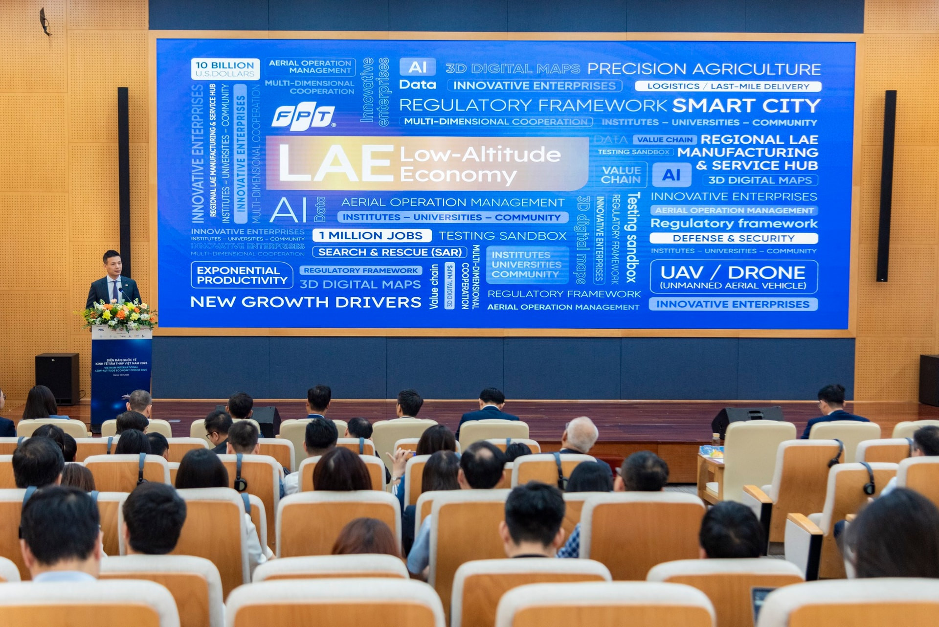 <a style='text-decoration: none;' href='/FPT'>FPT</a> công bố đầu tư 5 công nghệ chiến lược