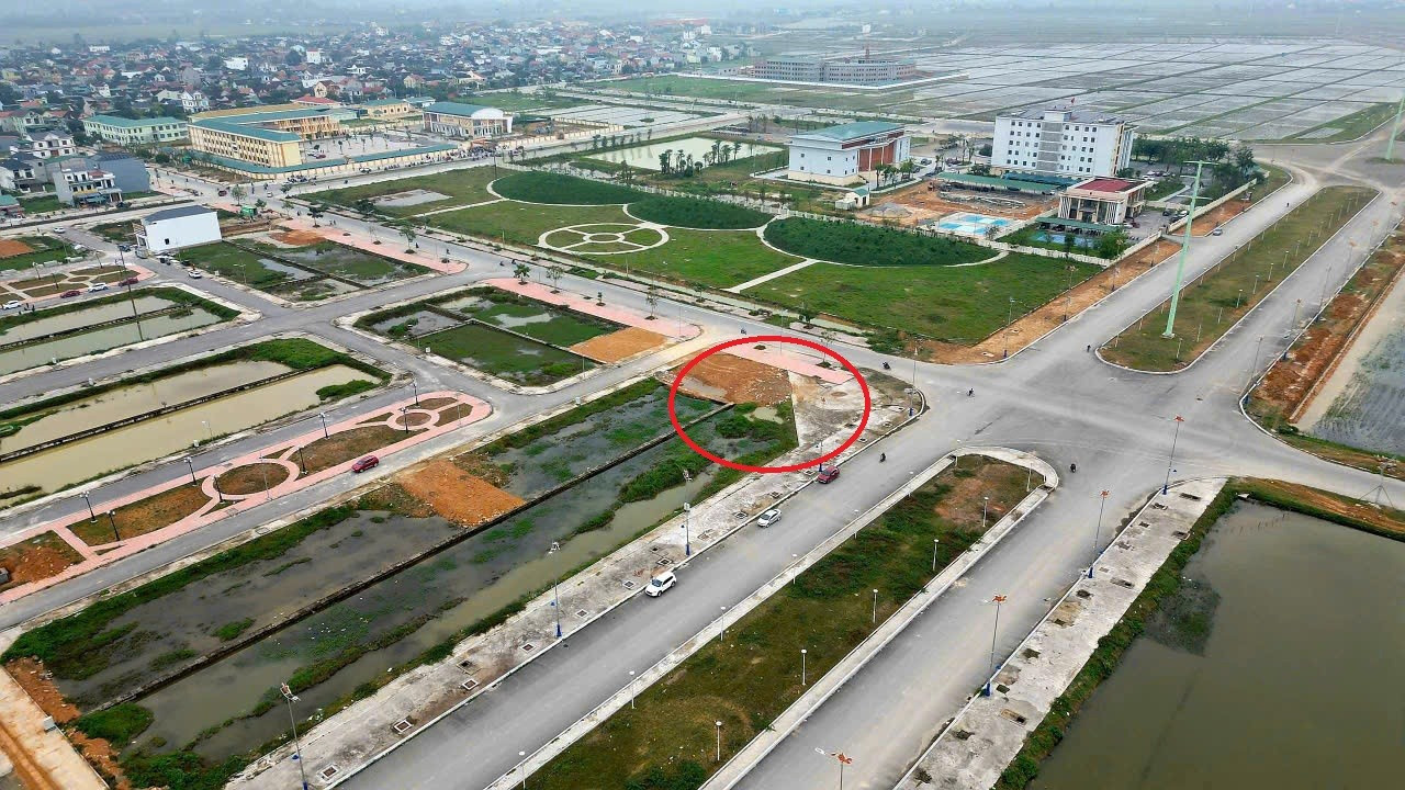 Vị trí lô đất P14 thuộc Khu quy hoạch Đồng Màu có giá khởi điểm lên tới 12,3 tỷ đồng. 12.jpg