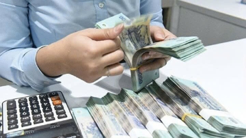 Một ngân hàng trả lãi suất tiết kiệm cao nhất 7,55%/năm đối với những khách hàng sau