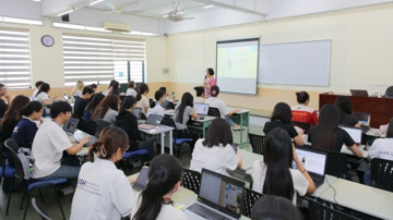 Một trường đại học thưởng tết tới 70-80 triệu/người