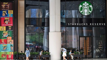 Thị trường Trung Quốc lật kèo, Starbucks và nhiều chuỗi F&B phương Tây thất thủ