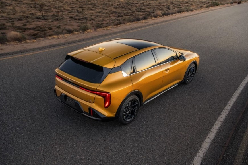 2026_k4_hatchback.jpg