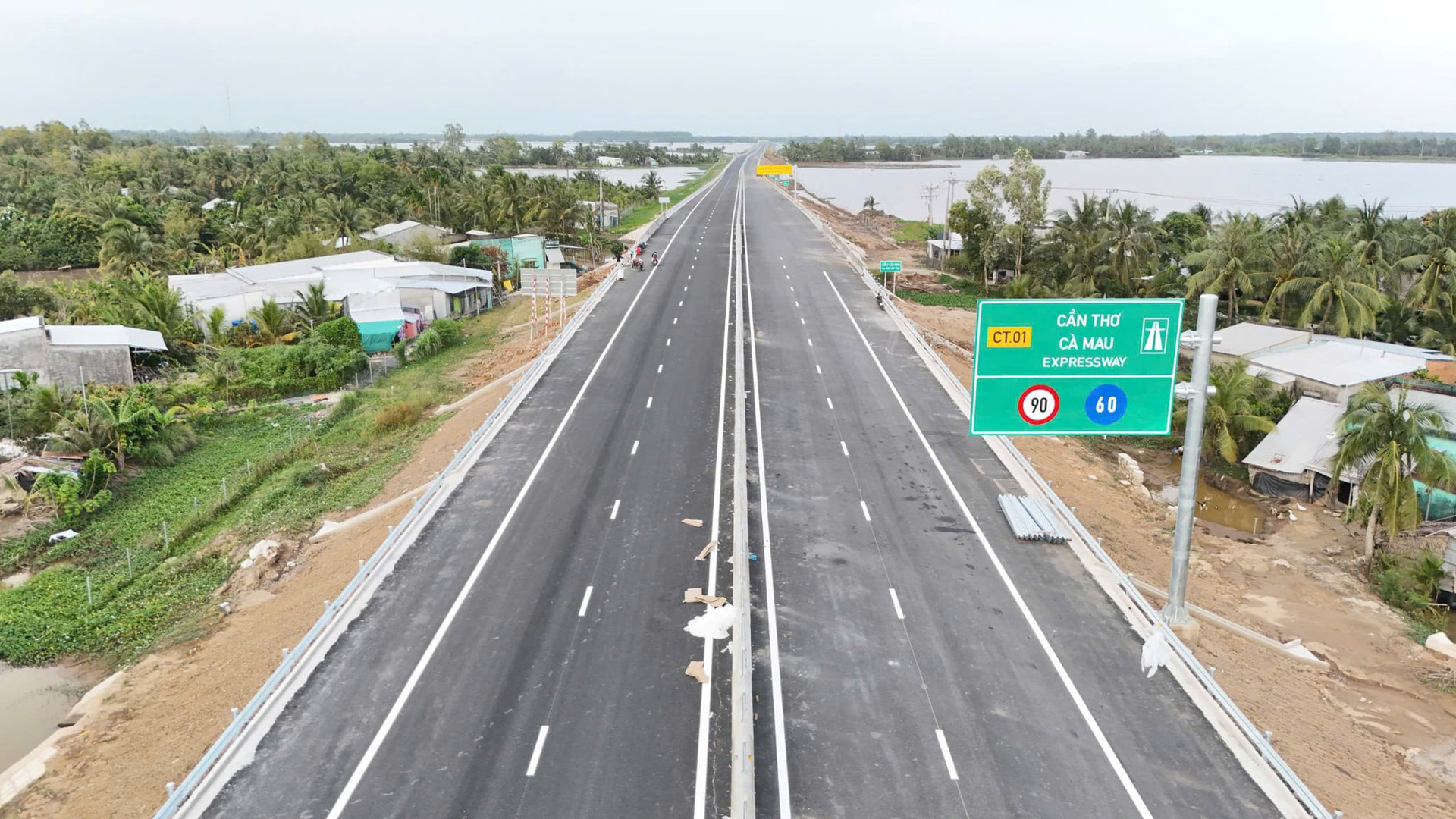 Năm 2025, cả nước đã khởi công, khánh thành 564 công trình, dự án hạ tầng- Ảnh 3. Năm 2025, cả nước đã khởi công, khánh thành 564 công trình, dự án hạ tầng- Ảnh 3.