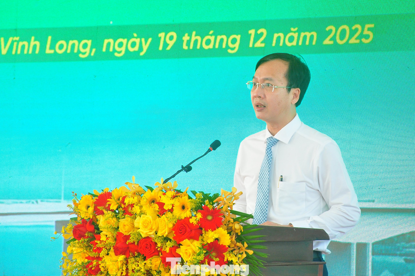 Ông Trần Trí Quang - Chủ tịch UBND tỉnh Vĩnh Long phát biểu tại lễ khởi công. tp-quang.jpg