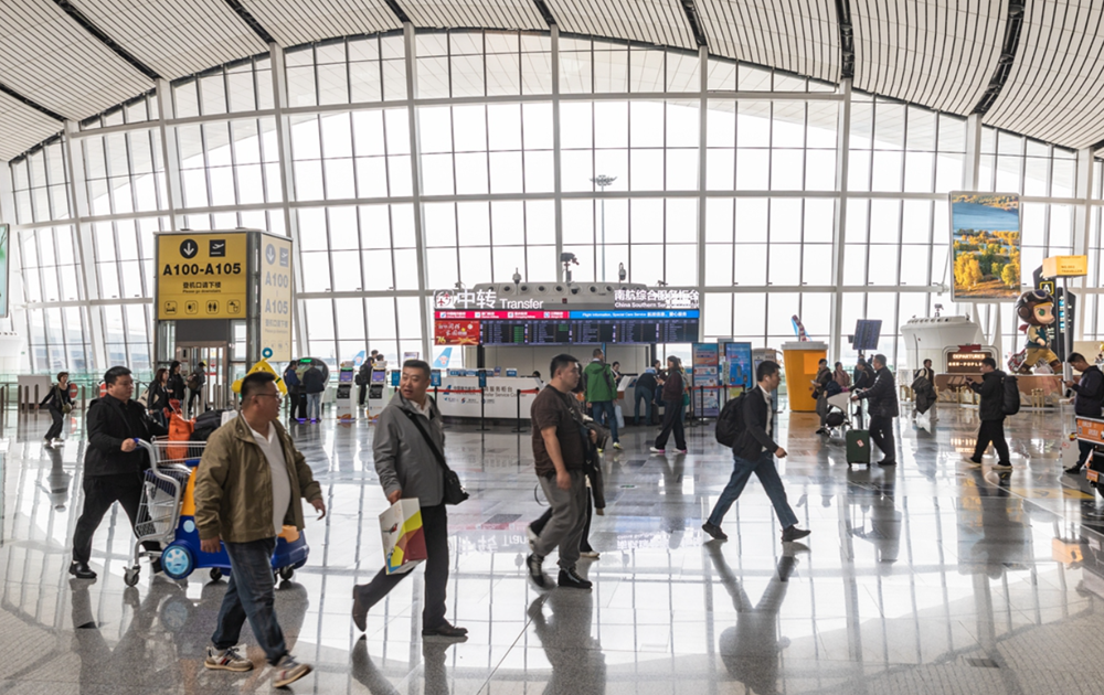 Gần 2.000 chuyến bay bị hủy chỉ trong 1 tháng, Nhật Bản nguy cơ thiệt hại 1,2 tỷ USD - ảnh 1