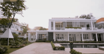 Biệt phủ 1.600m2 lộng lẫy chẳng kém khách sạn 5 sao của CEO công ty BĐS thuộc Novaland