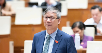 GS. Nguyễn Anh Trí: Sách giáo khoa không nên 'chắp vá, vay mượn, tạm bợ'