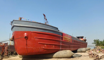 Một doanh nghiệp Việt Nam đã sản xuất thành công tàu chở hàng trọng tải 2.000 tấn