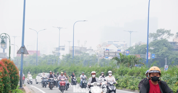 TPHCM mịt mù, thời tiết trong tháng cuối năm 2025 ra sao?