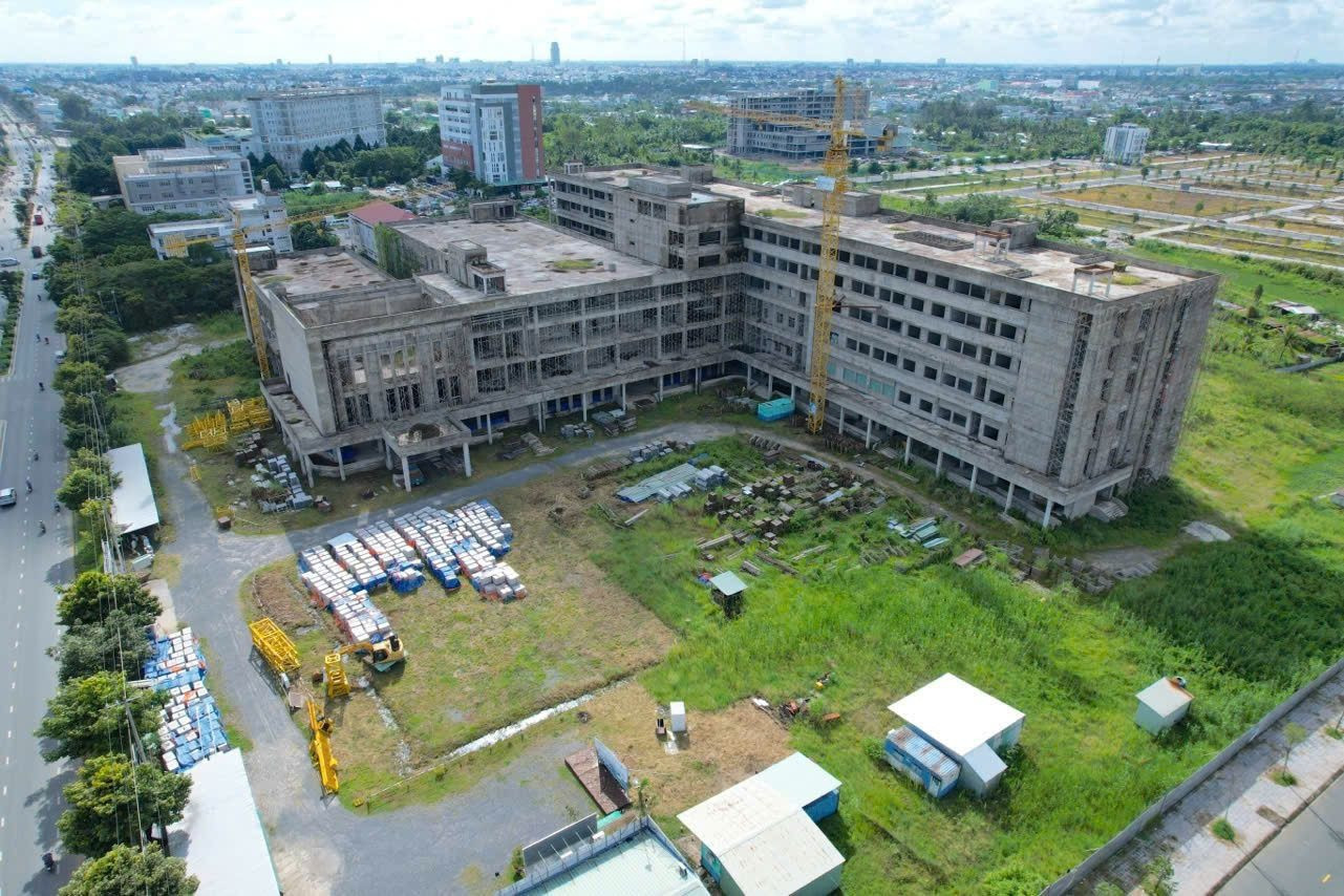 Bệnh viện nghìn tỷ là trung tâm điều trị ung thư hiện đại của ĐBSCL tái khởi động sau nhiều năm bỏ hoang- Ảnh 1.