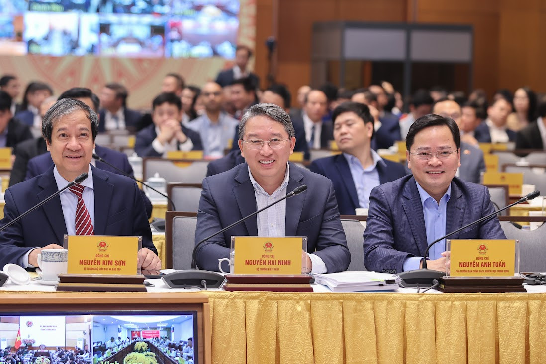 Thủ tướng: Sớm hình thành các Thủ tướng: Sớm hình thành các