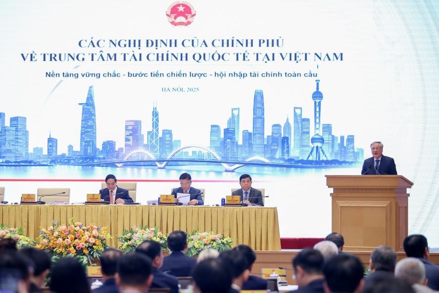 Sáng nay, chính thức công bố thành lập Trung tâm tài chính quốc tế tại Việt Nam- Ảnh 2. Sáng nay, chính thức công bố thành lập Trung tâm tài chính quốc tế tại Việt Nam- Ảnh 2.