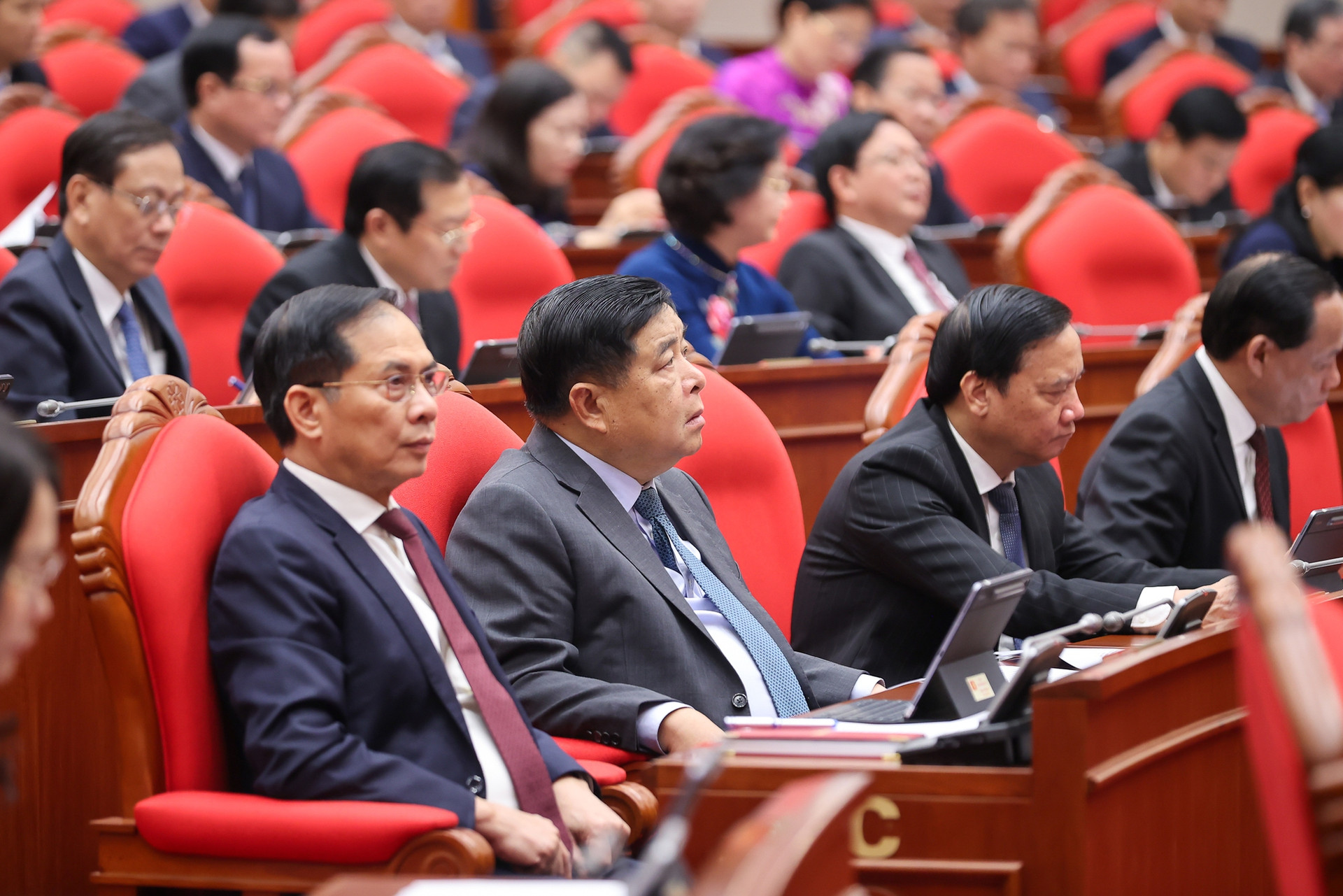 Việc lựa chọn nhân sự phải thật kỹ lưỡng, chắc chắn, thận trọng, chính xác, đúng quy định- Ảnh 7. Việc lựa chọn nhân sự phải thật kỹ lưỡng, chắc chắn, thận trọng, chính xác, đúng quy định- Ảnh 7.