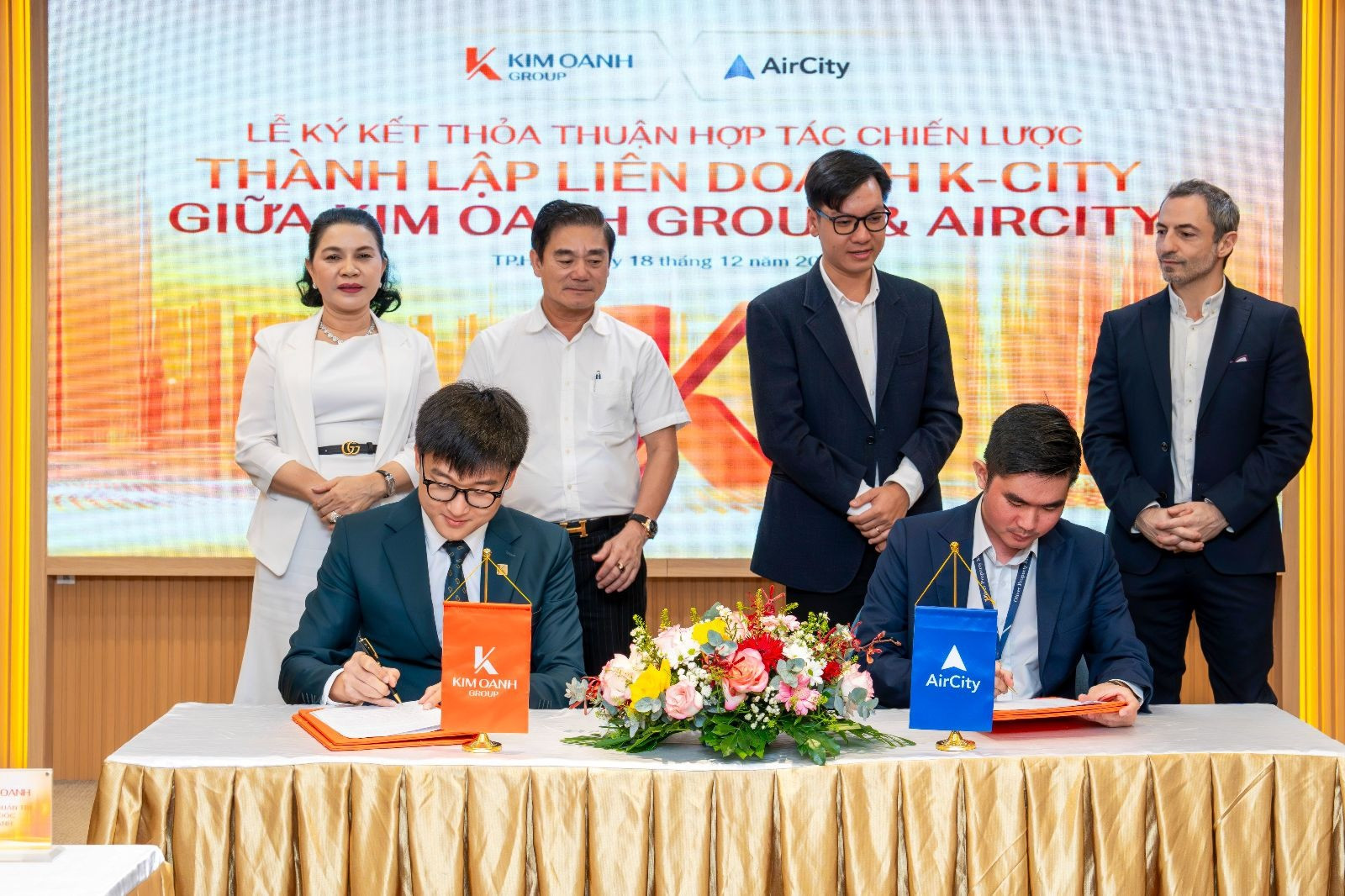 Lần đầu tiên Việt Nam đưa AI áp dụng bài bản cho NOXH quy mô lớn: Sản phẩm bắt tay giữa Kim Oanh Group và AirCity tại KĐT gần 27ha- Ảnh 1. Lần đầu tiên Việt Nam đưa AI áp dụng bài bản cho NOXH quy mô lớn: Sản phẩm bắt tay giữa Kim Oanh Group và AirCity tại KĐT gần 27ha- Ảnh 1.