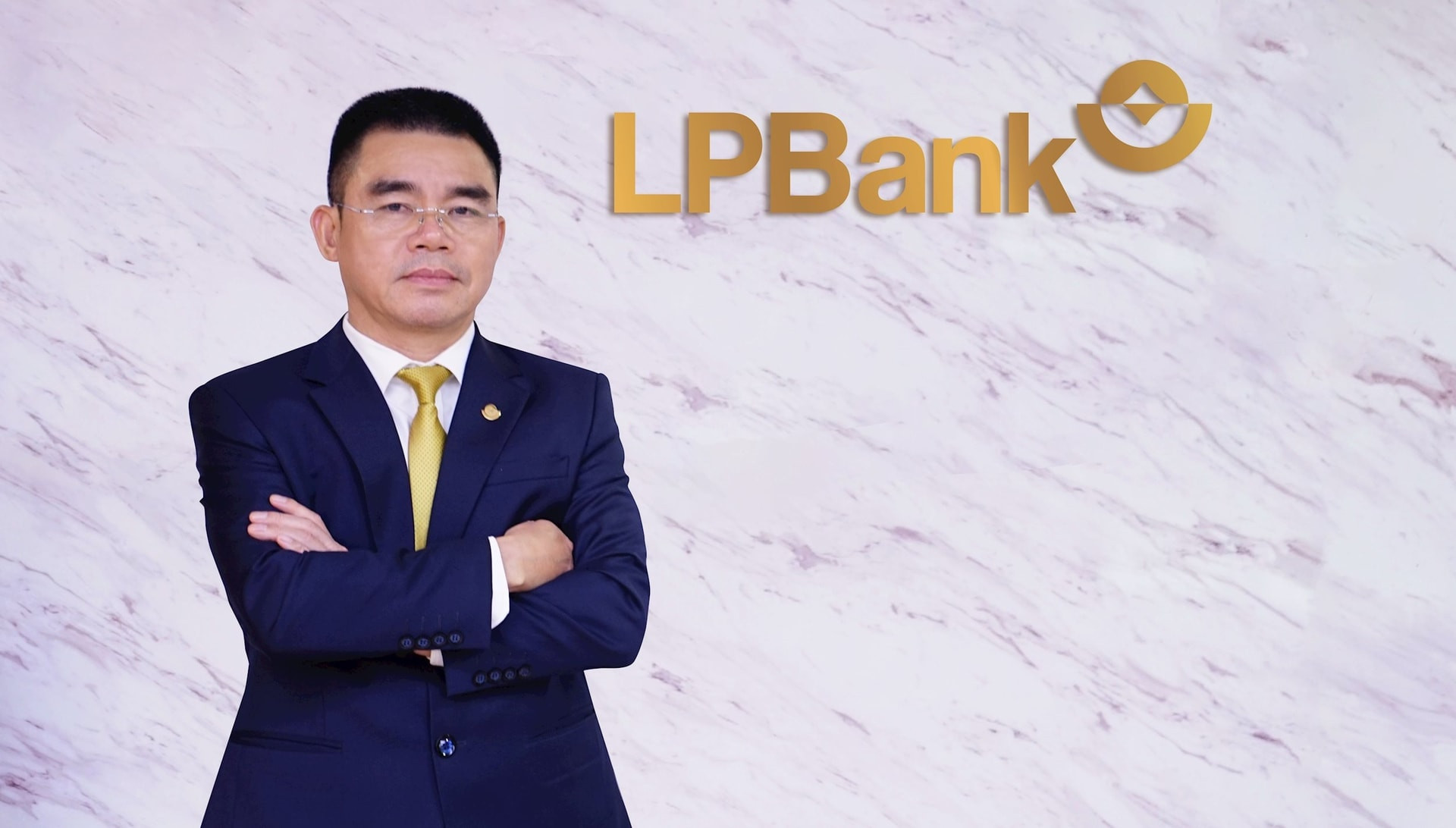 ong-ho-nam-tien-chinh-thuc-duoc-bo-nhiem-vi-tri-tong-giam-doc-lpbank.jpg
