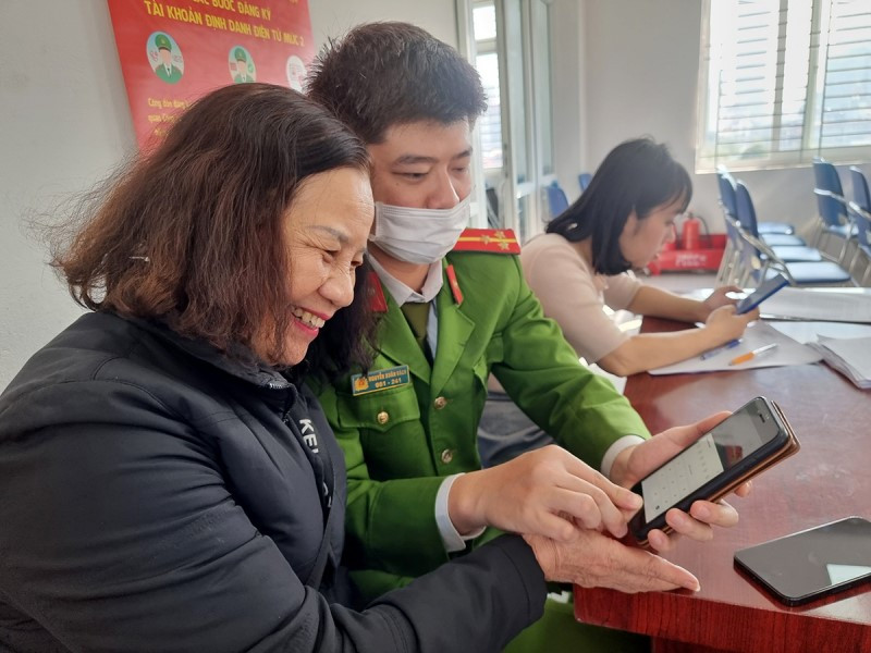 Bộ Công an đề xuất tính điểm và xếp hạng công dân số, công dân tích cực sẽ được giảm 127 loại thuế, phí - ảnh 1