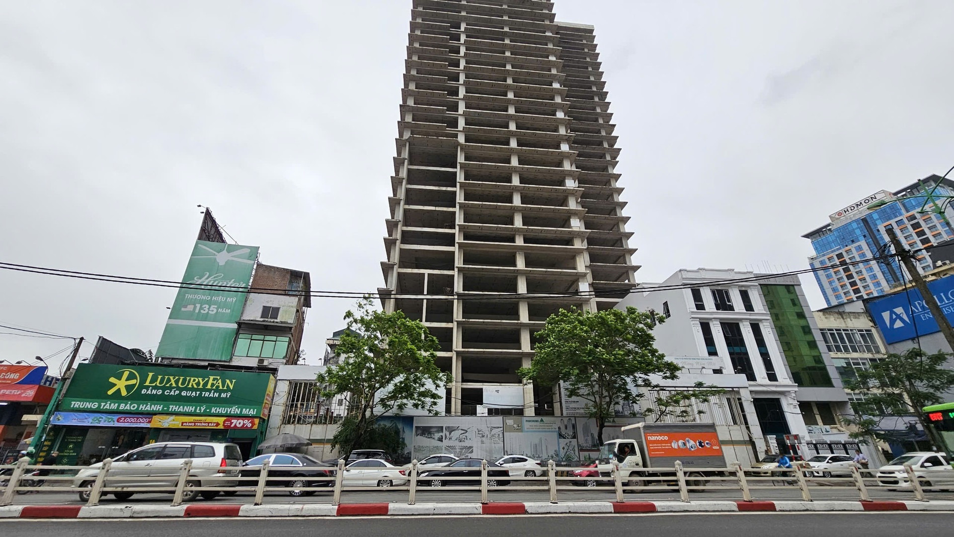 Tòa nhà 28 tầng bỏ hoang nằm sát sườn Vành đai 1 về tay chủ cũ Kinh Bắc sau hơn 1 thập kỷ ‘mua đi, bán lại’- Ảnh 3. Tòa nhà 28 tầng bỏ hoang nằm sát sườn Vành đai 1 về tay chủ cũ Kinh Bắc sau hơn 1 thập kỷ ‘mua đi, bán lại’- Ảnh 3.