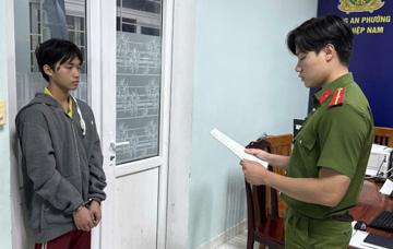 Bắt khẩn cấp Văn Viết Long, SN 2008 vì cướp giật vé số của người khuyết tật