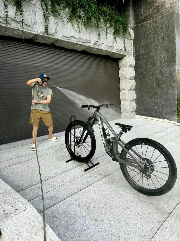 trek-fuel-ex-9.9-axs-trail-bike-endurolr-9101-voi-cuong-do-la.jpg