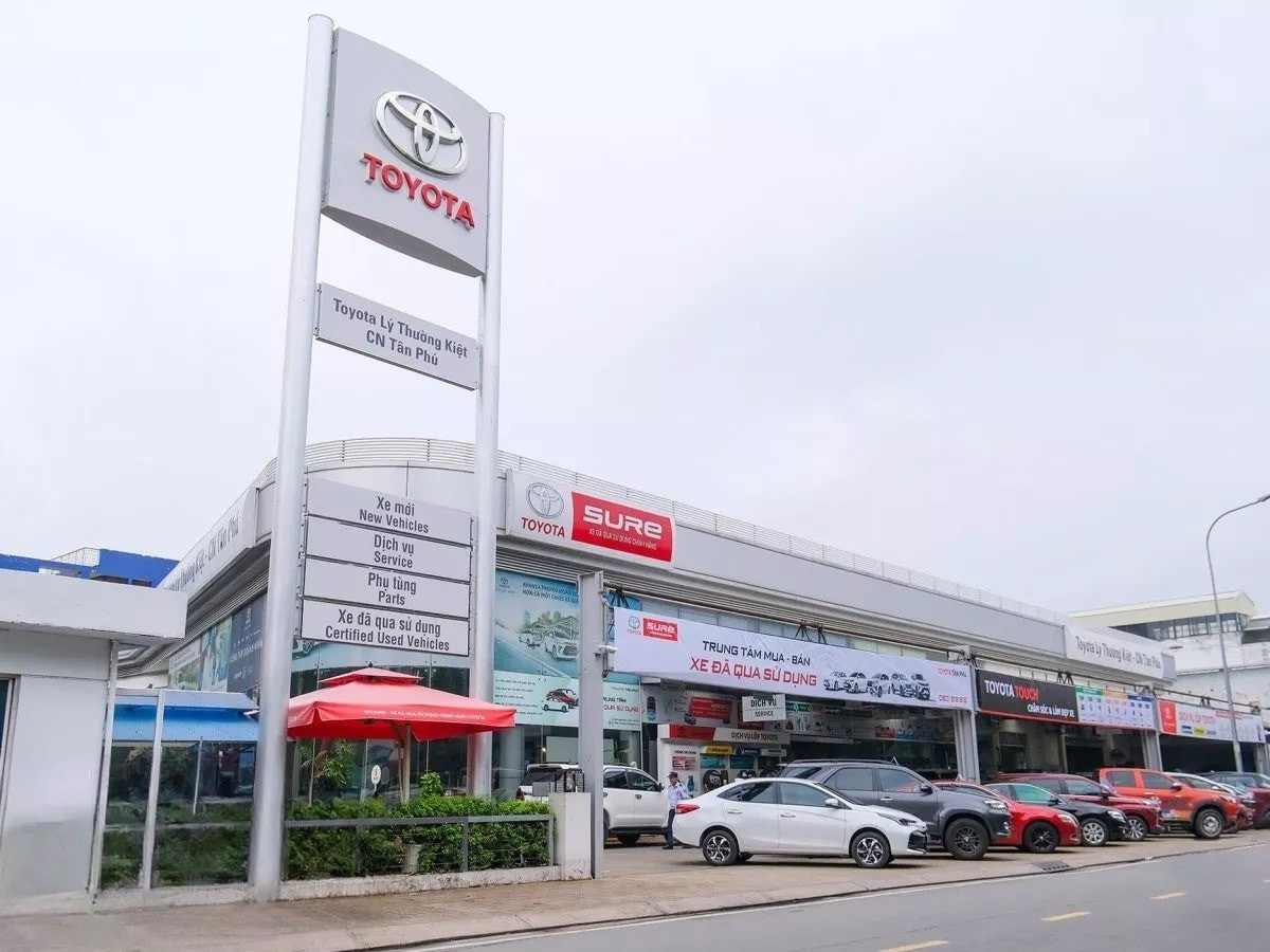 toyota-tan-phu.jpg