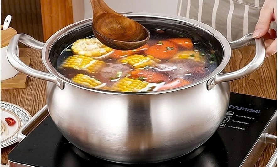 Vì sao không nên ủ canh chua, canh mặn trong nồi inox qua đêm? - ảnh 1