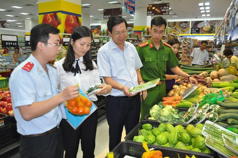 Lực lượng chức năng kiểm tra công tác đảm bảo vệ sinh an toàn thực phẩm image.jpg