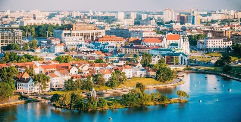 Quốc gia được xem là 'viên ngọc ẩn' của du lịch châu Âu chính thức miễn visa cho du khách Việt - ảnh 2