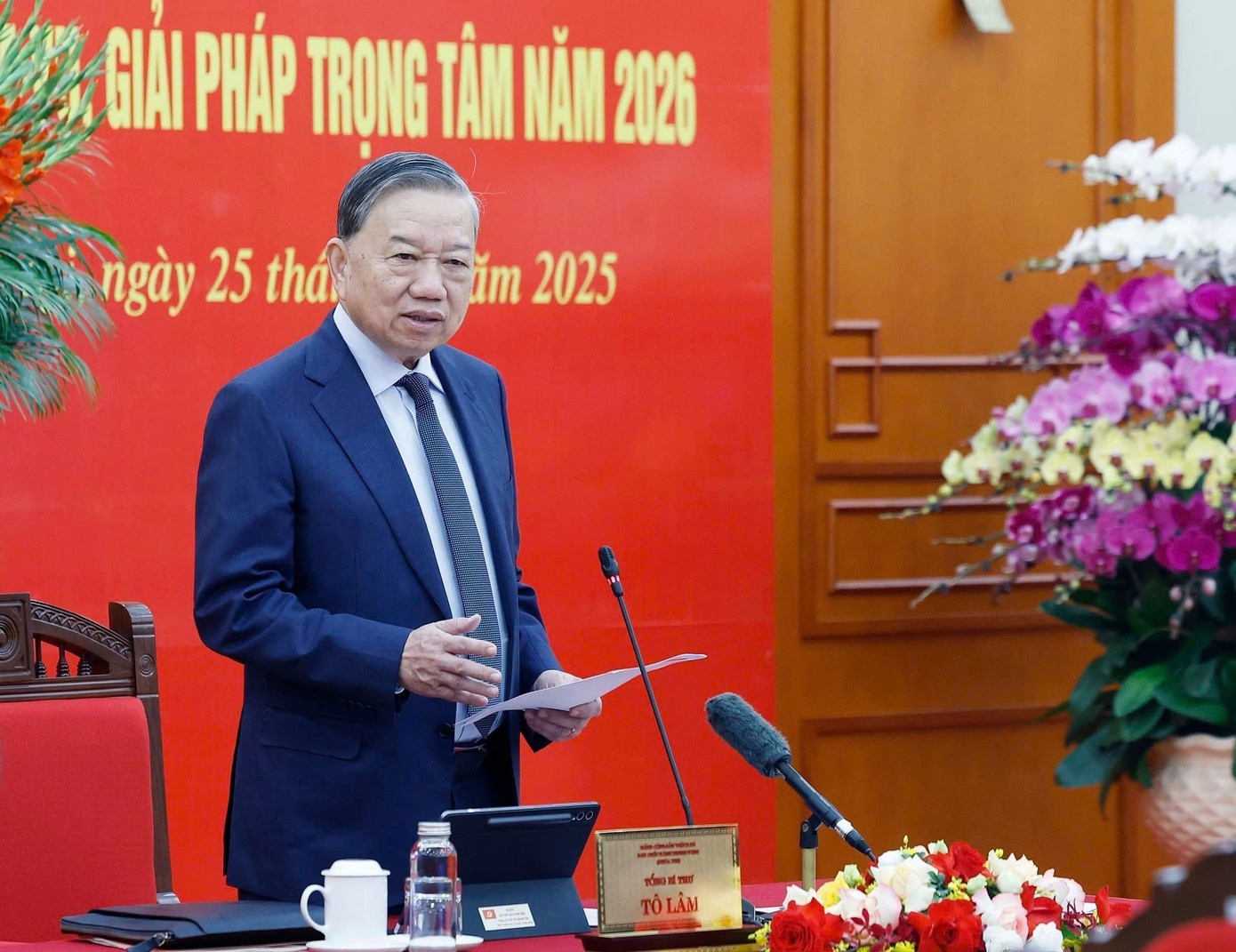 Tổng Bí thư Tô Lâm phát biểu tại hội nghị. Ảnh: TTXVN. tienphong-2512tbt.jpg