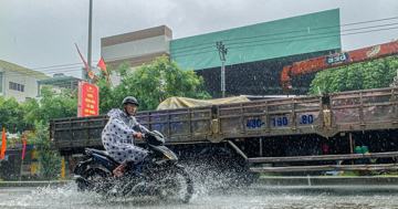 Miền Trung tiếp tục mưa to