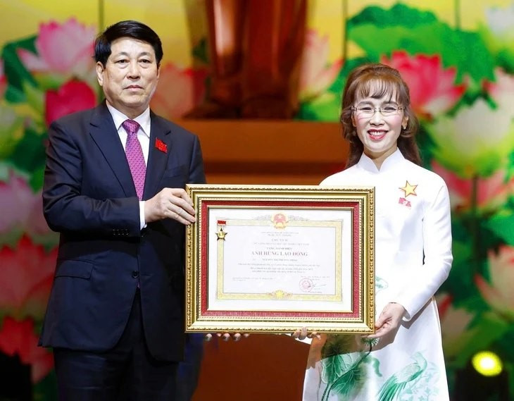 Chân dung Anh hùng Lao động vừa được công nhận: Người là nữ tỷ phú USD duy nhất của Việt Nam, người là Giáo sư, Giám đốc bệnh viện - ảnh 1