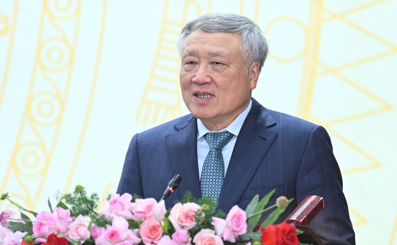 Phó Thủ tướng Thường trực Chính phủ Nguyễn Hòa Bình phát biểu. Ảnh: Mạnh Quân anh-chup-man-hinh-2025-12-29-luc-173834.png