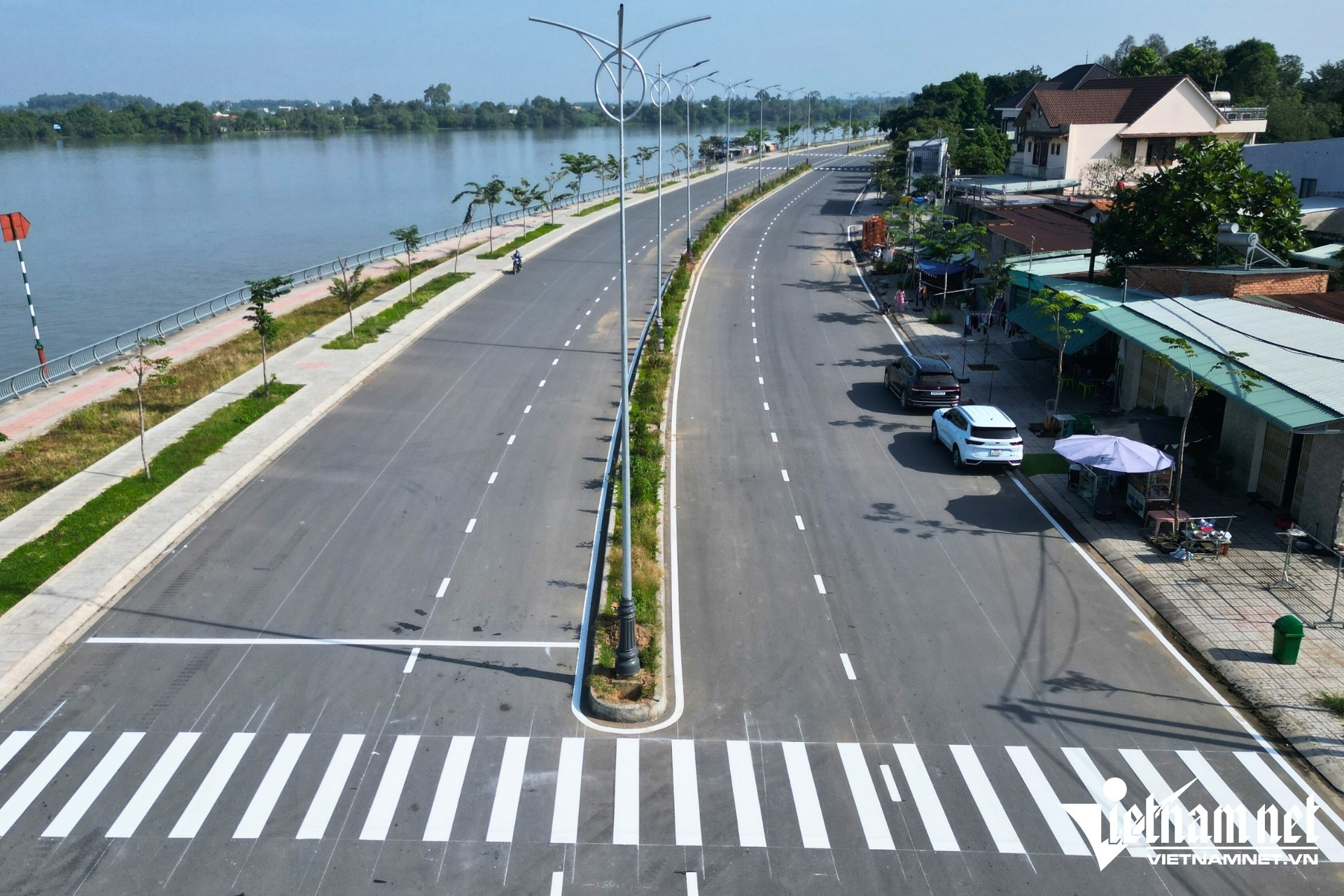 Sắp hoàn thành tuyến đường gần 2.000 tỷ nằm vắt qua biệt thự cổ trăm tuổi ở Đồng Nai- Ảnh 2. Sắp hoàn thành tuyến đường gần 2.000 tỷ nằm vắt qua biệt thự cổ trăm tuổi ở Đồng Nai- Ảnh 2.