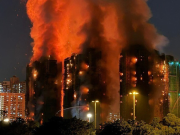 Hai em gái song sinh của nhà thiết kế nổi tiếng tử vong trong vụ cháy chung cư