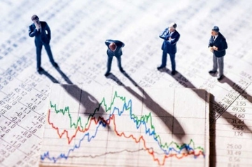 Một phút nắm trọn thị trường trước giờ giao dịch phiên 3/12: Thủ tướng chỉ đạo về đại lễ khởi công, khánh thành 230 dự án với tổng vốn 1,1 triệu tỷ đồng