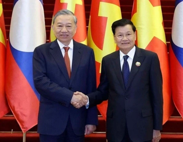 Nâng quan hệ Việt - Lào lên tầm chiến lược mới