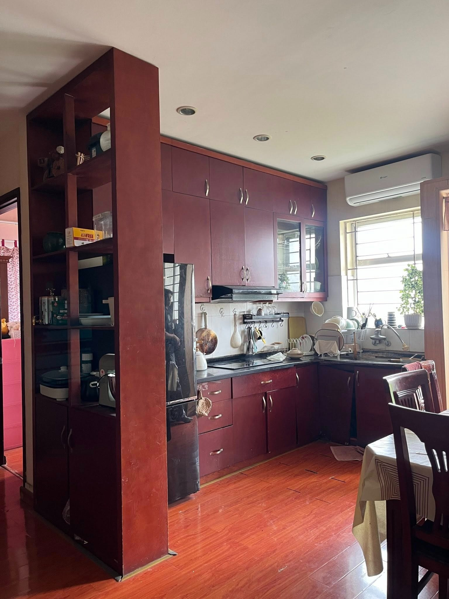 Chi 600 triệu đồng cho hành trình tái sinh căn hộ 72m2 sau 15 năm xuống cấp- Ảnh 5. Chi 600 triệu đồng cho hành trình tái sinh căn hộ 72m2 sau 15 năm xuống cấp- Ảnh 5.