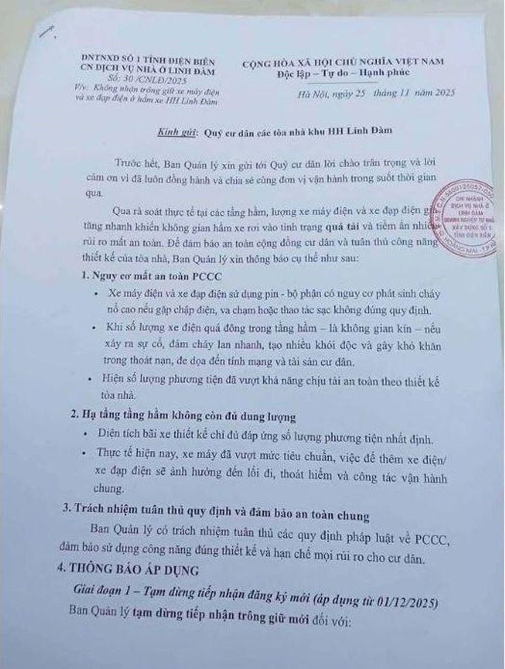 Chung cư đông dân nhất Hà Nội cấm triệt để gửi xe điện - ảnh 2