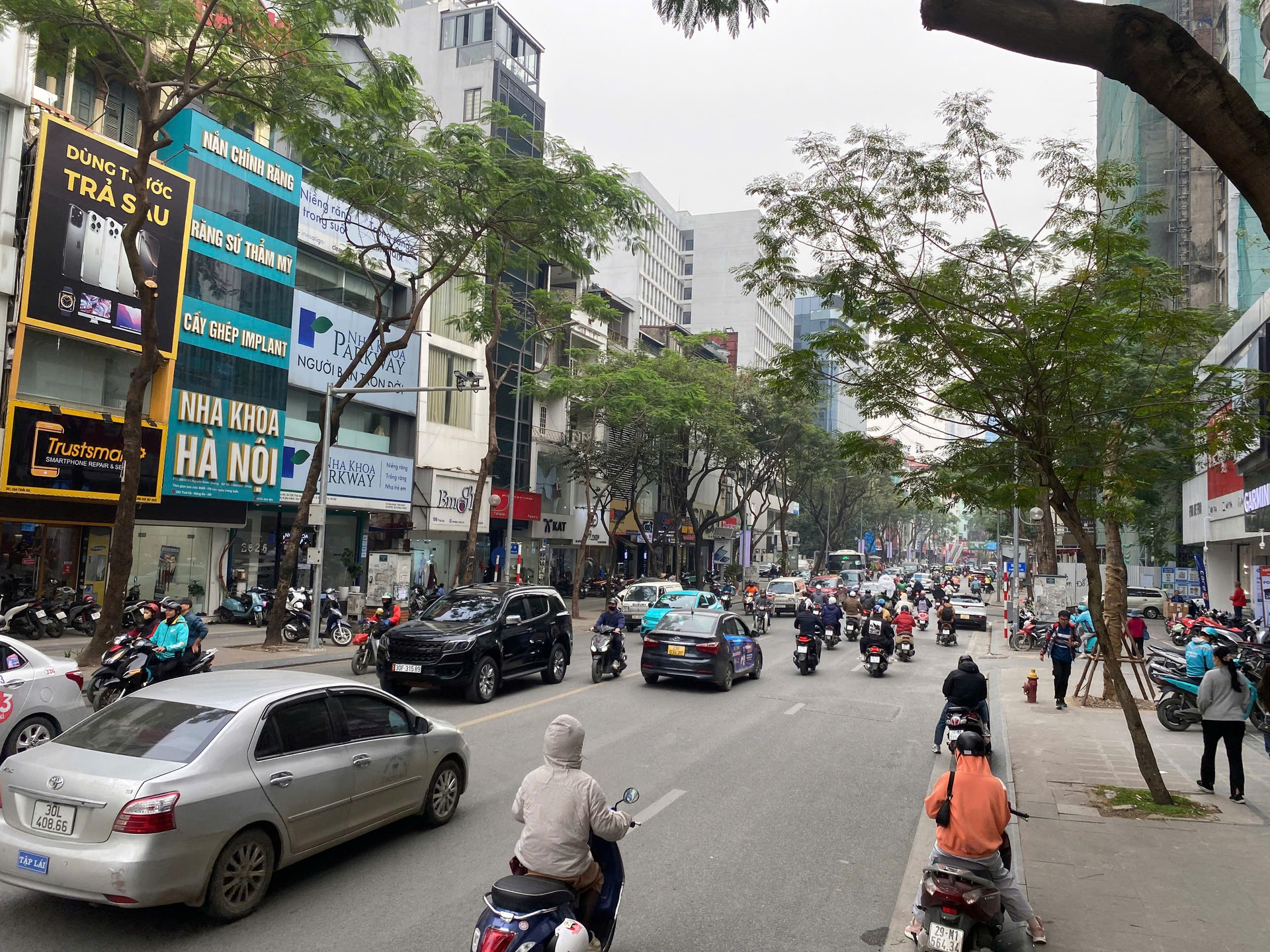 Một góc tuyến phố Thái Hà Một góc tuyến phố Thái Hà