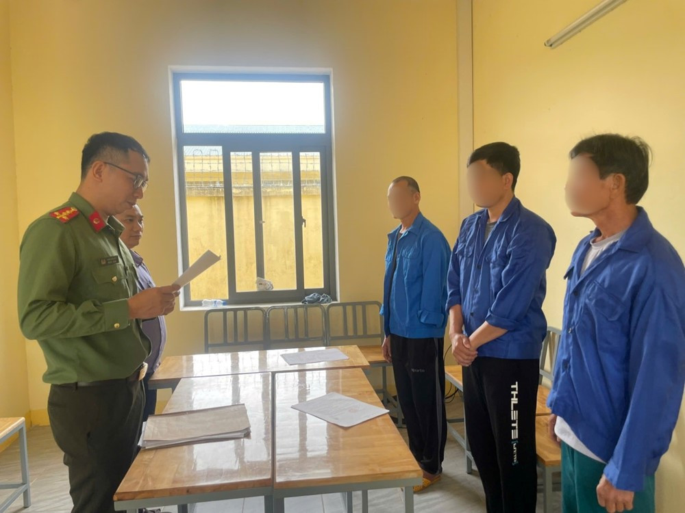 Bắt N.S. vì ‘cưa bom’ lấy 90kg thuốc nổ đi bán - ảnh 1