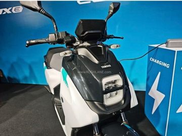 Yamaha gia nhập đường đua 'siêu xe máy điện' với bộ đôi thiết kế ấn tượng, cốp rộng, chạy hơn 100 km/1 lần sạc: Giá có 'rẻ như cho'?