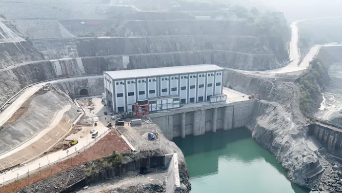 Sắp khánh thành công trình thủy điện mở rộng có quy mô lớn nhất Việt Nam- Ảnh 1.